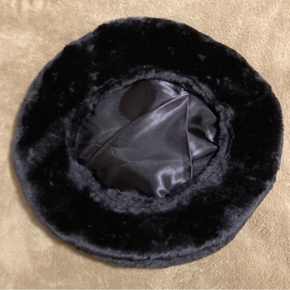 NIB Beret Vintage 80s Faux Fur Black Size OS